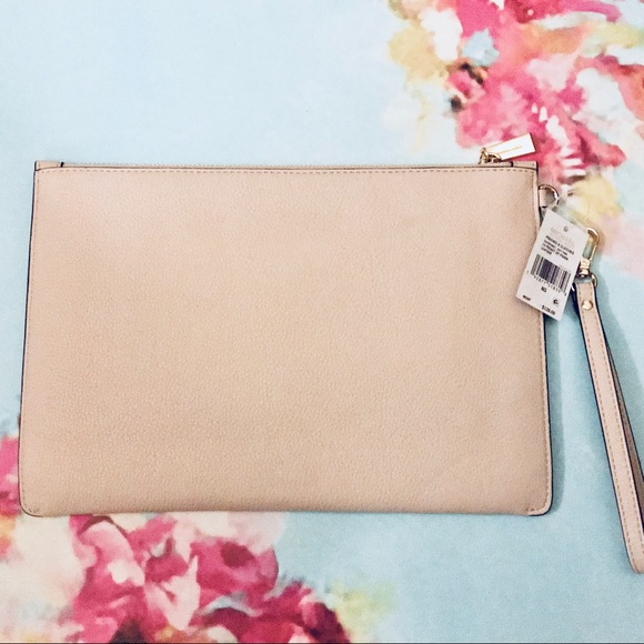 Michael Kors Leather Wristlet/Wallet - Picture 2 of 6